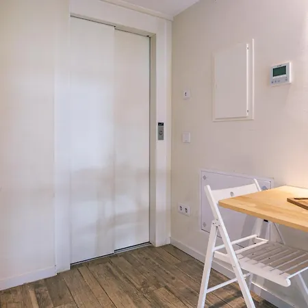 Apartment 1 Ylang